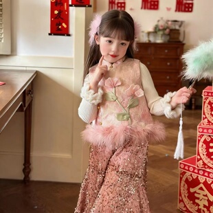 女童新中式马甲套装2025冬季儿童甜美花朵夹棉上衣过年拜年衣服