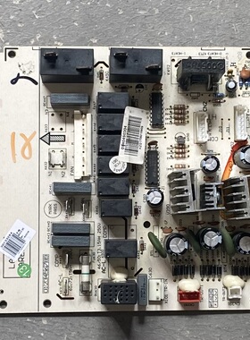 适用于格力柜机空调3P悦风鸿运满堂主板 30133284 配件M3ZF3E