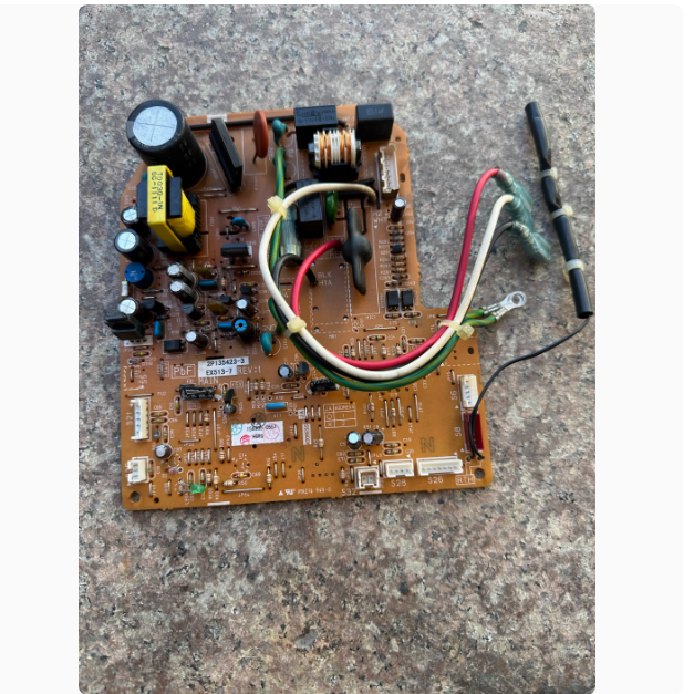 原装大金内机板2P135423-3