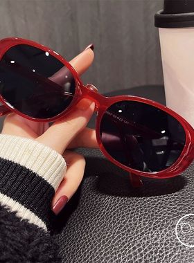 韩系红色墨镜2026新款太阳镜女款拽姐防紫外线大框显脸小街拍墨镜