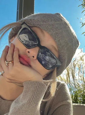 jennie同款高级感墨镜女2025新款潮复古欧美风太阳镜蹦迪辣妹眼镜