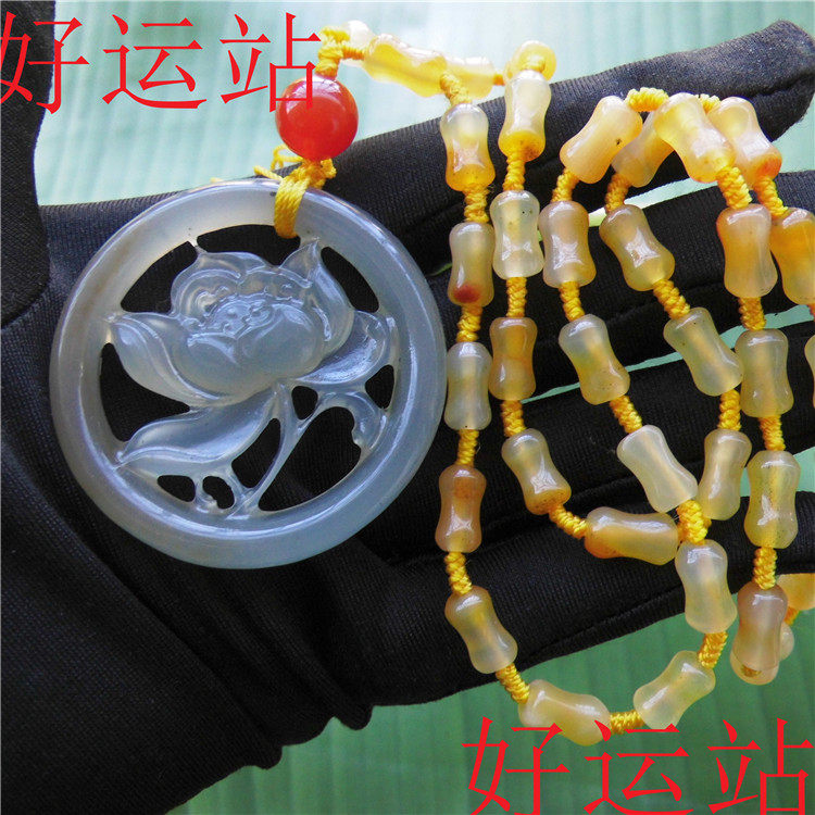 促销新款黄龙玉莲花吊坠玉石颈饰黄蜡石锁骨项链精美工艺品玉坠