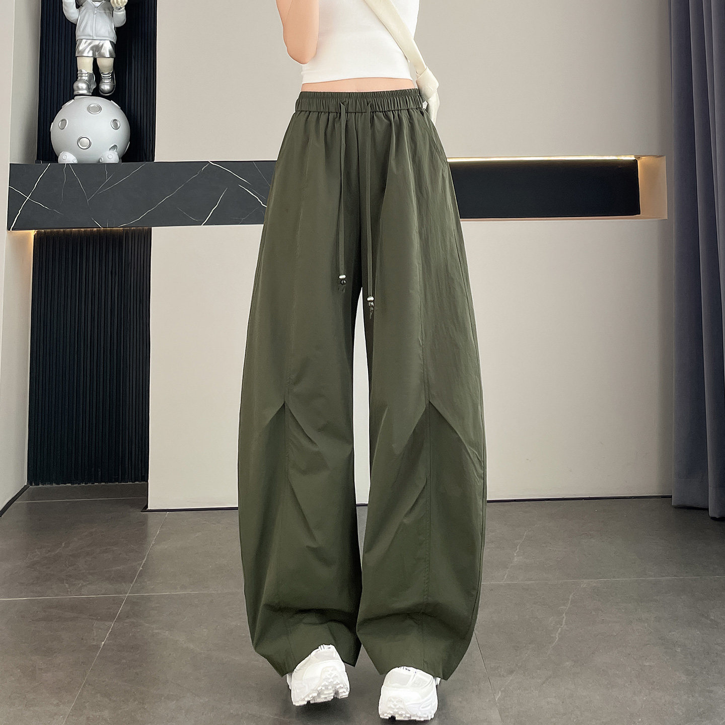 女速干高腰宽松弯刀工装裤