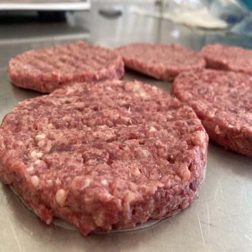 新鲜无添加鲜牛肉汉堡饼冷冻保存