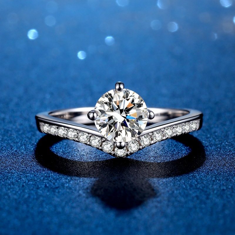 S925纯银莫桑石仿真钻戒