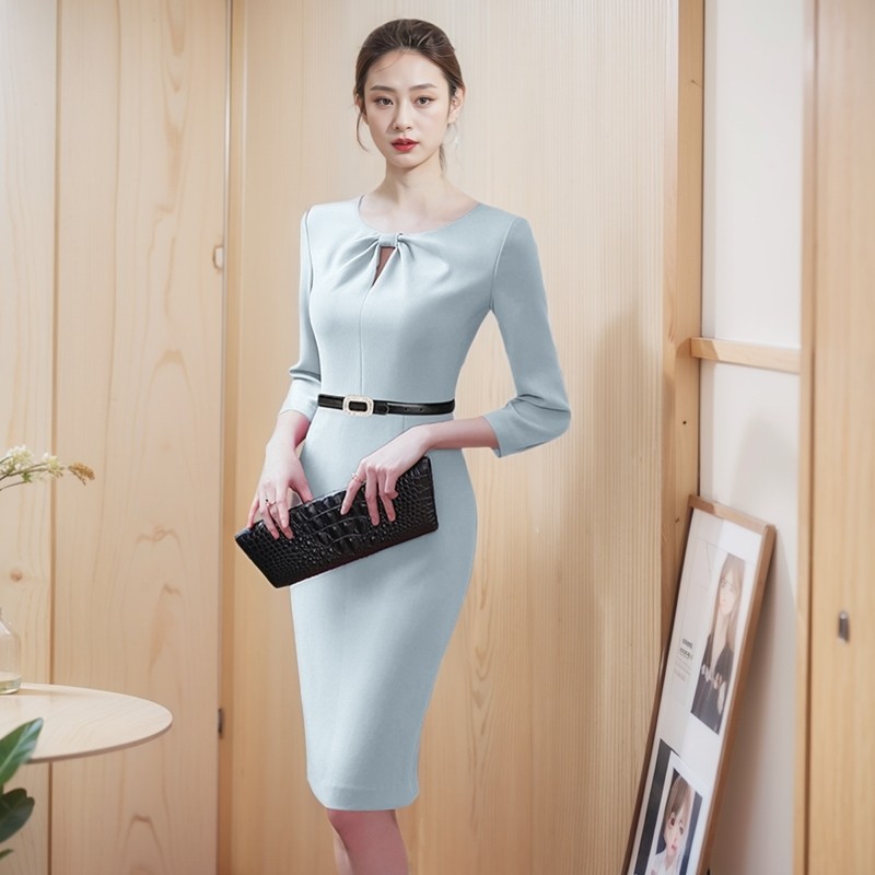 修身包臀气质连衣裙主持礼服春秋图片