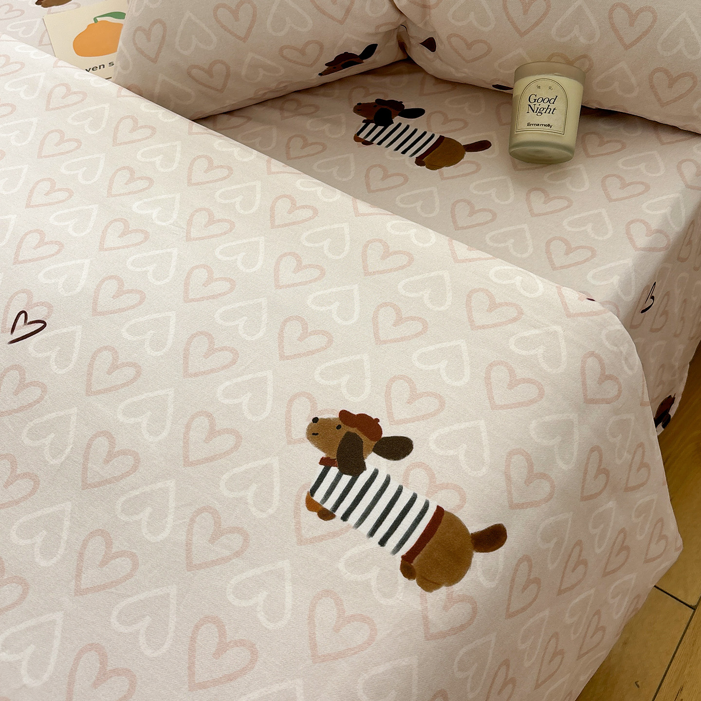 唐朝一只鱼腊肠小狗磨毛床单