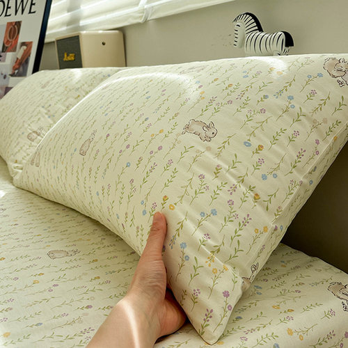 唐朝一只鱼花丛兔全棉枕套