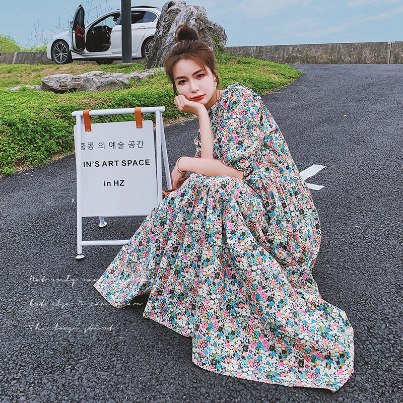 碎花连衣裙女夏季2025新款小众设计港风复古显瘦气质长裙收腰及踝,女装连衣裙,浙宝199