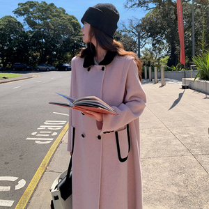 粉色加厚毛呢外套女2023冬季新款韩系设计感撞色拼接小香风呢大衣,长大衣搭配包图片