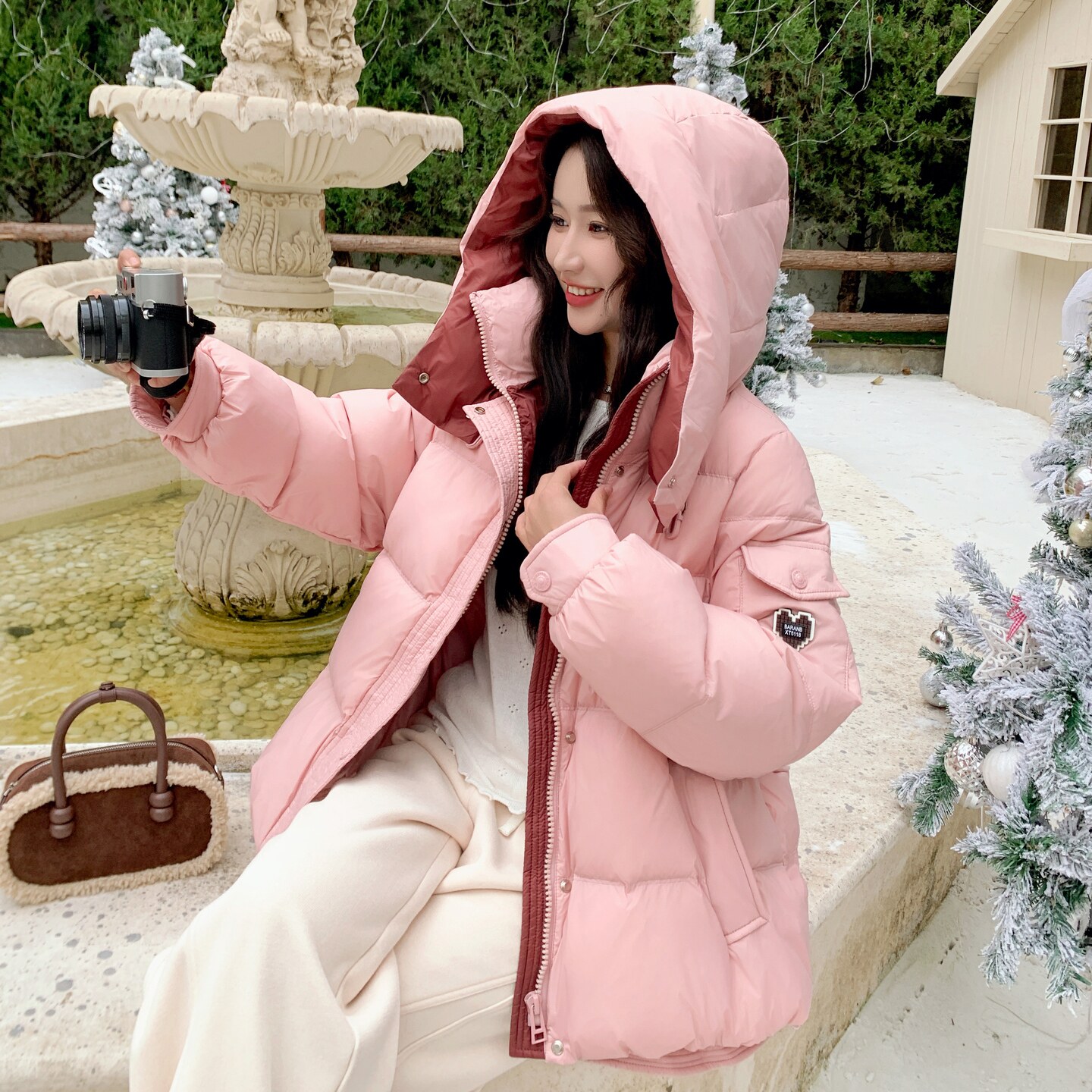 199-W87-P270-控398【好款现货】50羽绒服撞色连帽粉色设计款外套,女装羽绒服,浙宝199