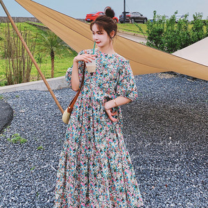 碎花连衣裙女夏季2025新款小众设计港风复古显瘦气质长裙收腰及踝图片