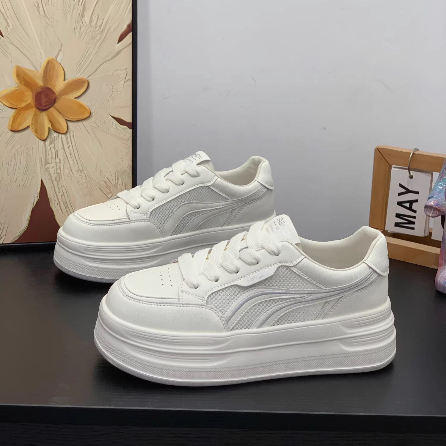 增高轻便百搭显瘦真皮小白鞋女2026夏季单网透气舒适厚底休闲板鞋