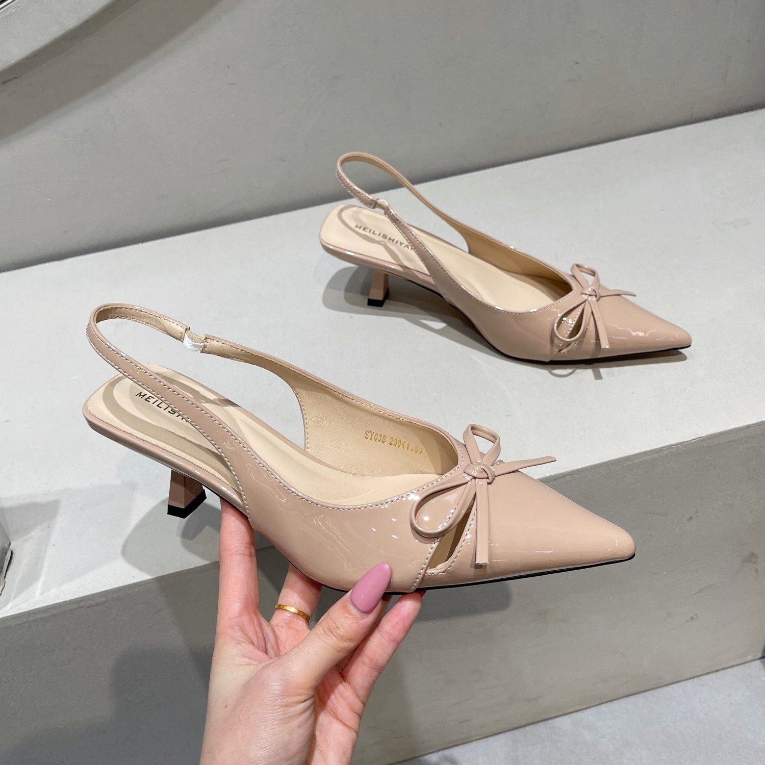 仙女风尖头细跟包头凉鞋女2026春夏新款蝴蝶结后空轻熟风气质单鞋,女鞋,时装凉鞋,淘宝优惠券,粉丝福利购,淘宝优惠卷