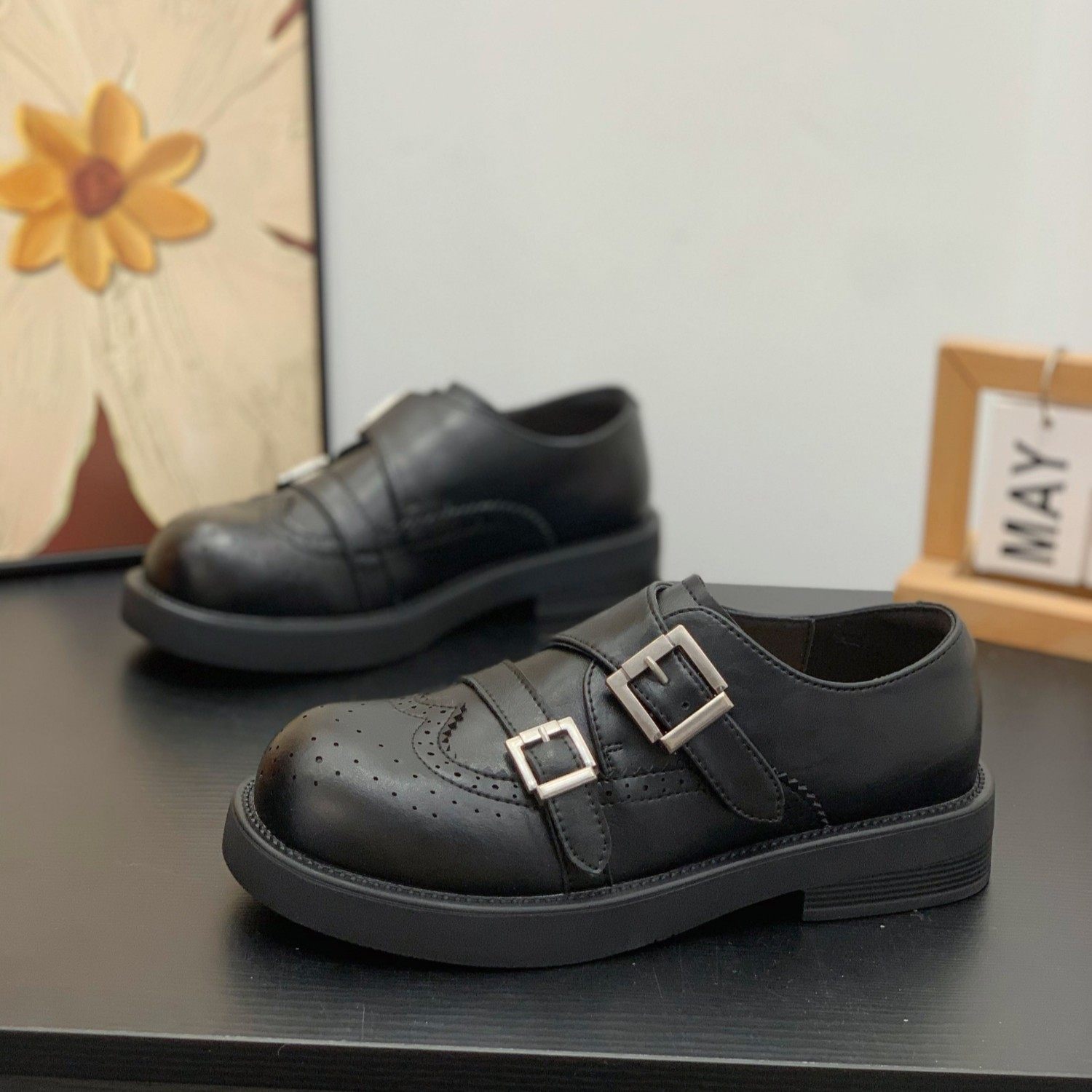 平底魔术贴爆款布洛克小皮鞋女2026春季新款显脚小复古雕花乐福鞋,女鞋,牛津鞋/布洛克鞋/德比鞋,淘宝优惠券,粉丝福利购,淘宝优惠卷