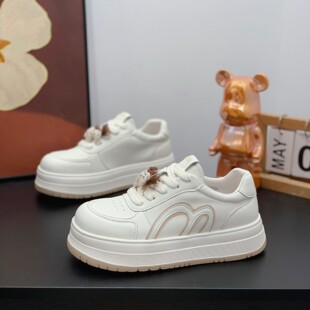 真皮松糕小白鞋女2026春季新款小众高级感配裙子厚底百搭休闲板鞋