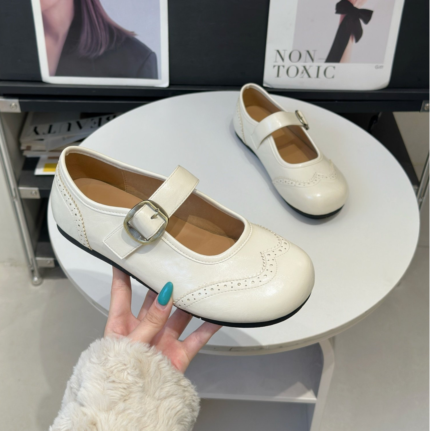 复古踩屎感玛丽珍鞋女2026春季新款配裙子魔术贴平底圆头浅口单鞋,女鞋,玛丽珍鞋,淘宝优惠券,粉丝福利购,淘宝优惠卷