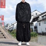 黑色