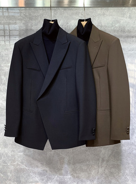 高级感戗驳领暗扣修身小西装外套男士商务休闲痞帅高端单西服上衣