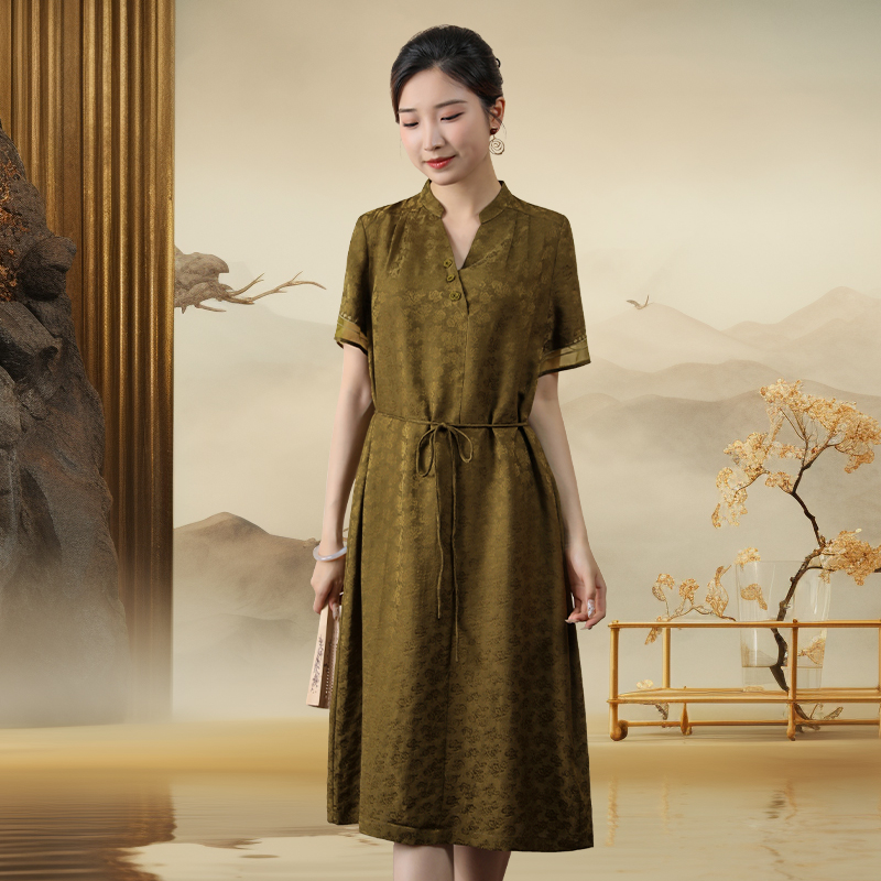 花罗香云纱材质，真丝连衣裙，配腰带