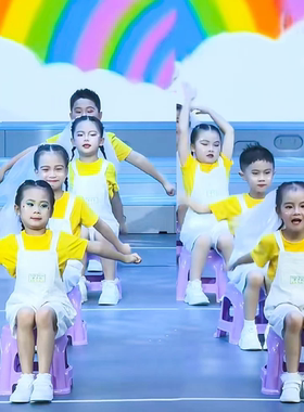 幼儿园毕业在这个夏天舞蹈服六一儿童可爱背带裤演出服夏黄色短袖