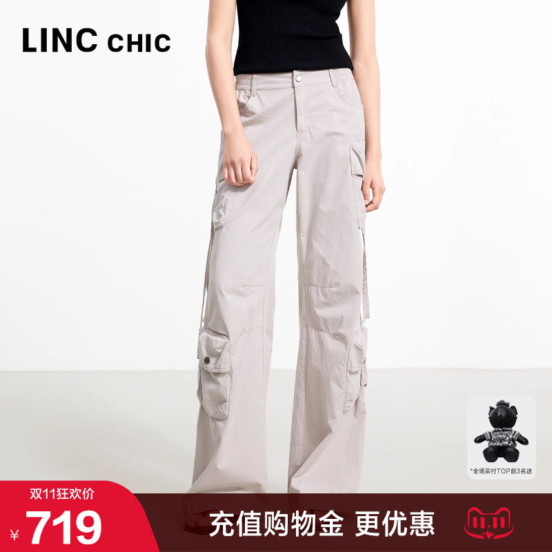 宽松直筒工装裤户外穿搭