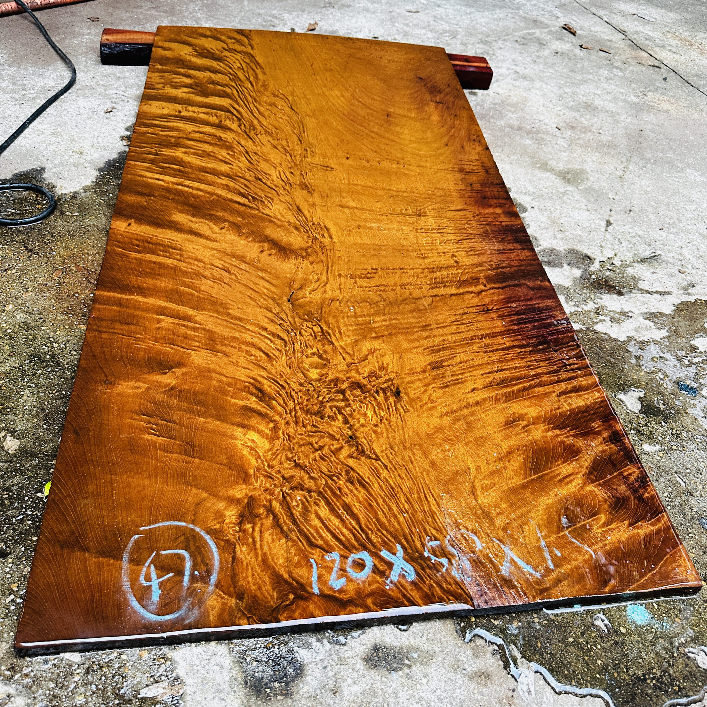 047#金丝楠黄金楠精品满水波家具料，大板，红木家具板