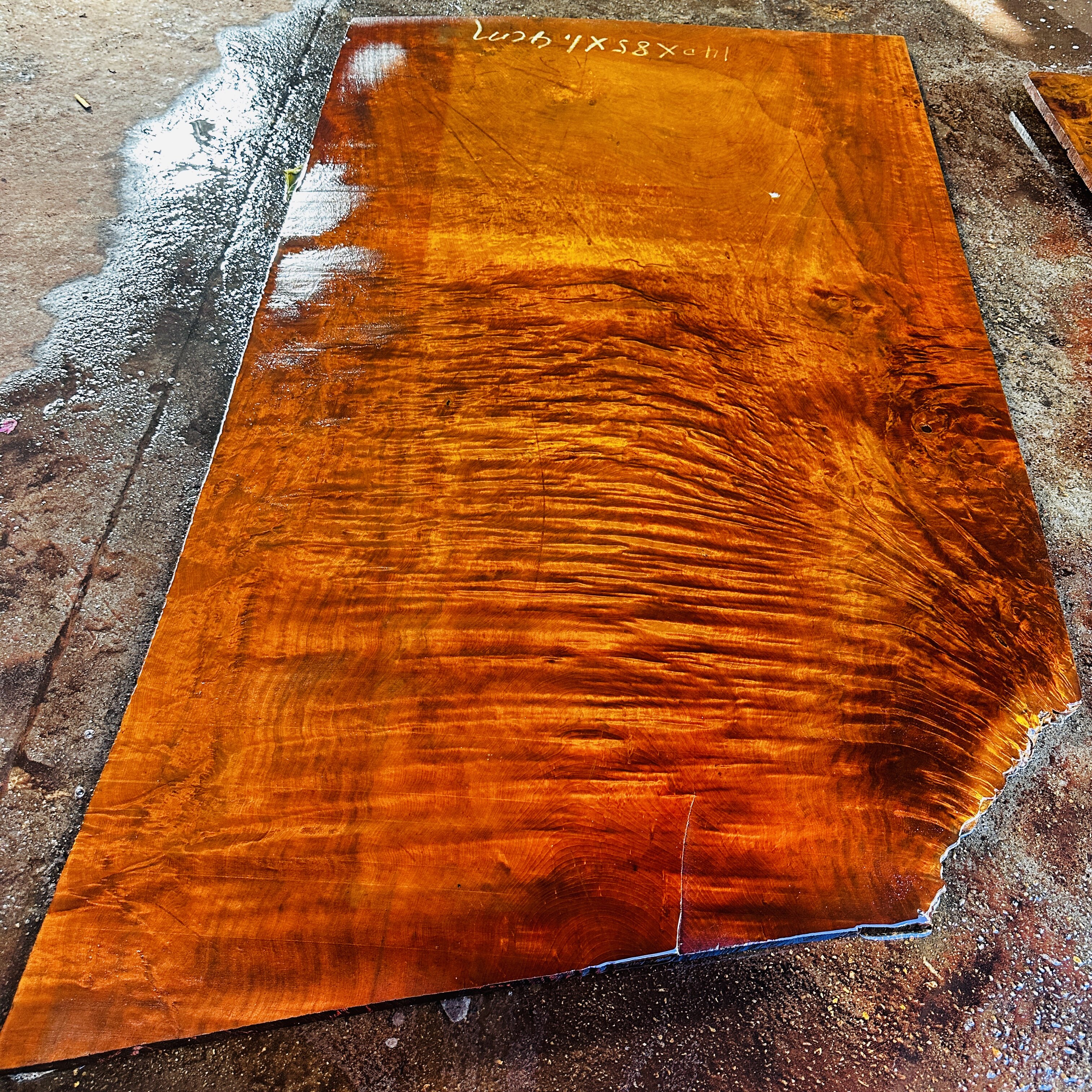 金丝楠木黄金楠满水波纹红木原材料大板料,家具桌面琴面料diy