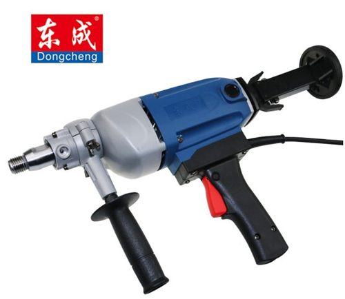 东成水钻机Z1Z-FF02-160手持式工程钻孔机大功率混凝土空调开孔器