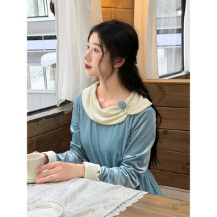 七与珍珠 “望舒”优雅兜领长袖裙子雾蓝色丝绒长款气质连衣裙