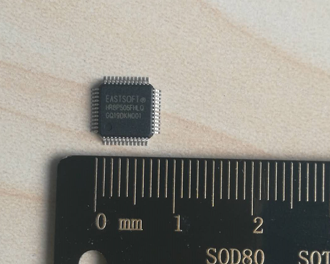 上海东软载波32位单片机 hr8p506fhlq   lqfp48封装