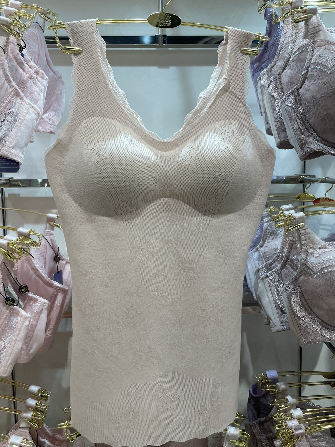 华歌尔专柜正品WL6402 女带杯蕾丝无痕无托美体塑身背心上衣599