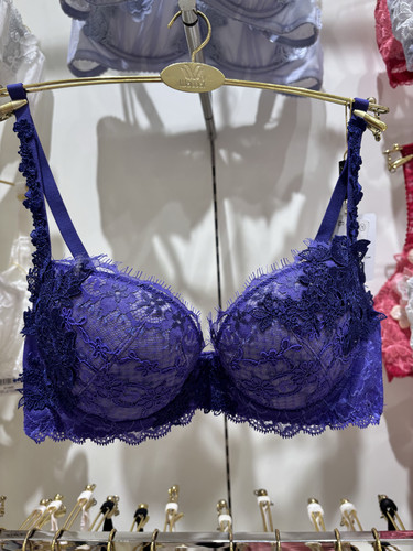 华歌尔salute高端LB3333魔法玫瑰薄款刺绣蕾丝聚拢秀气小巧文胸