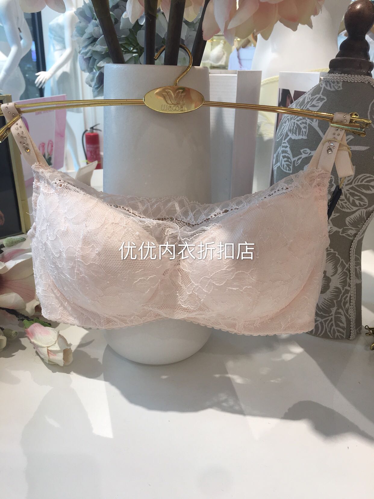 华歌尔高端系列 salute莎露特新款素华栀子3/4杯抹胸LB3139