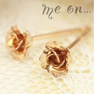 日本制 人气精致10K黄/粉/白/玫瑰花耳钉 特价