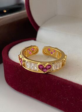 爱心戒指女小众高版本轻奢高级感食指戒不掉色可调节指环饰品