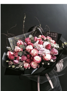 太原小店区真武路武宿机场富士康小马鲜花店情人节配送玫瑰花束