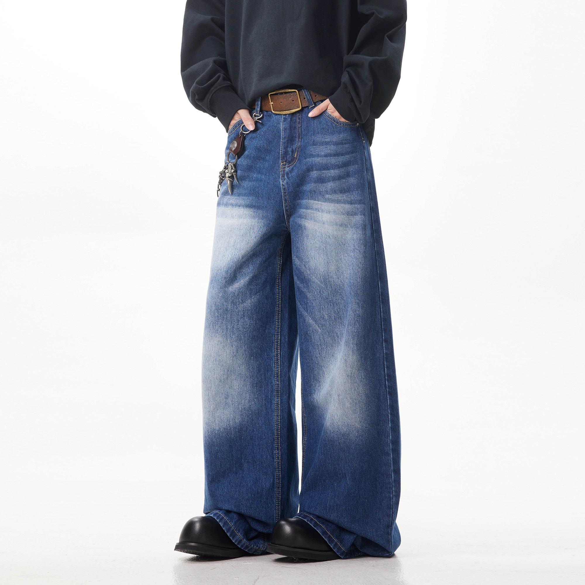 抖音品质2026春季新品牛仔裤微喇休闲牛仔裤HM110/P40控78，男装牛仔裤，电商A036