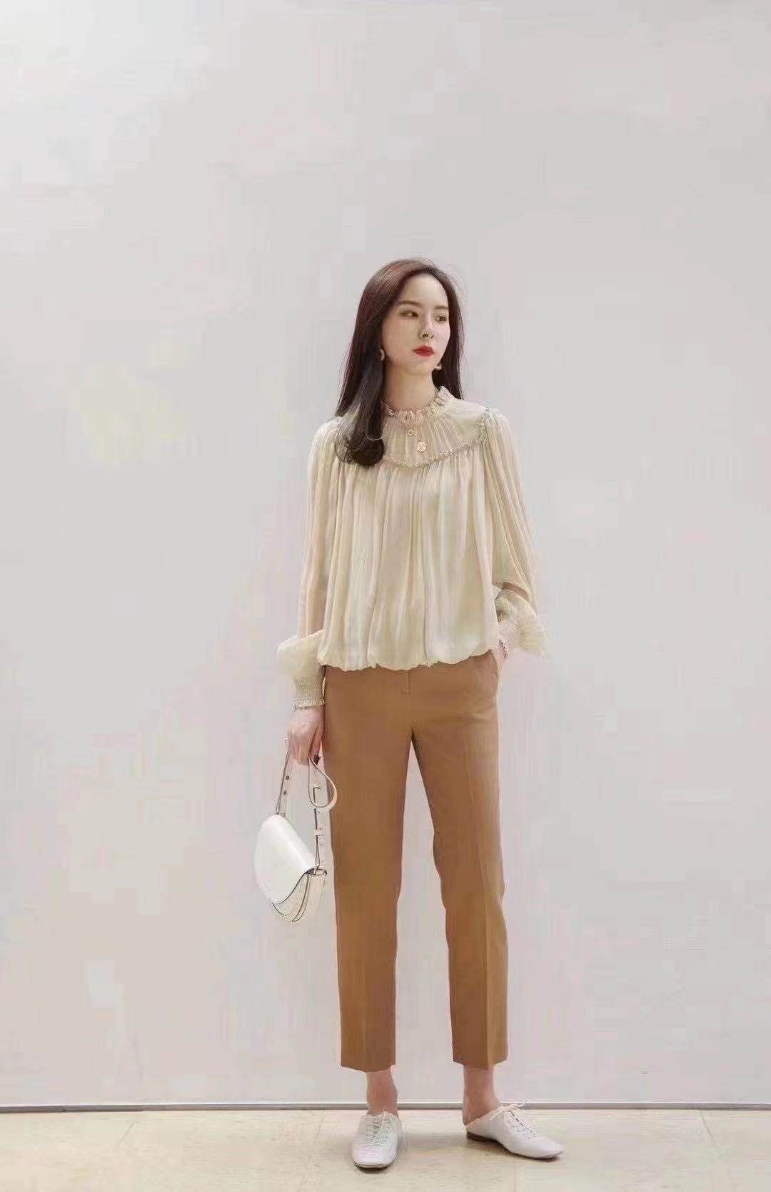 现货顺纡乔其抽褶花