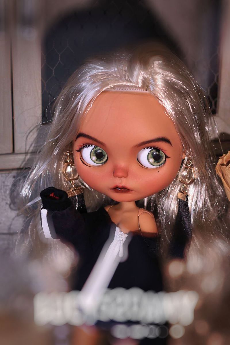 HobgobLin 小布裸娃、19关节黑肌银白色卷发偏分娃娃 裸娃