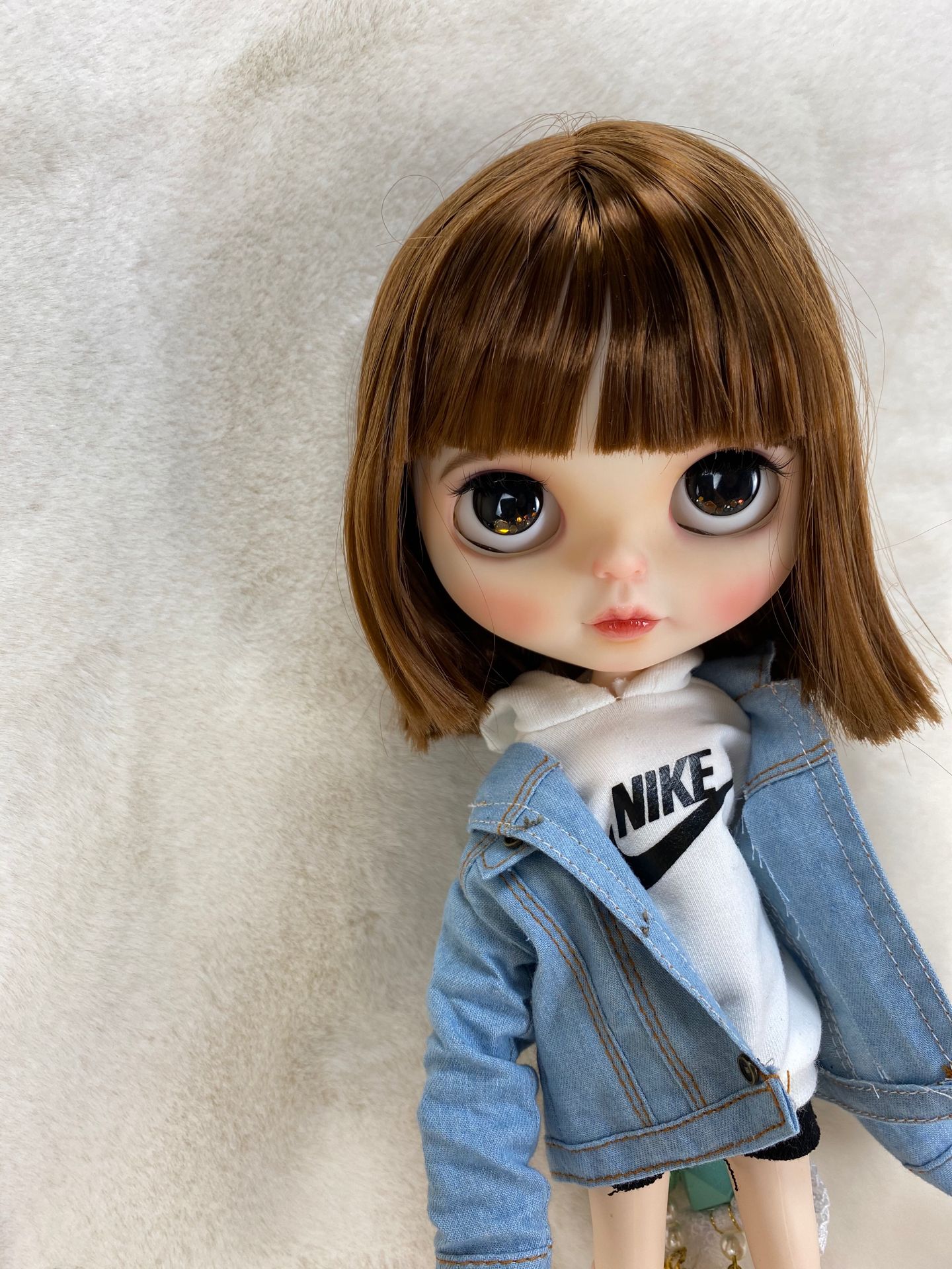 HobgobLin 绿色清新眼皮嘟嘟嘴 棕发女孩 小布仿真人改妆定金