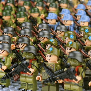 新款中国小人积木红军军事人仔志愿军德国士兵打仗国防军拼装玩具