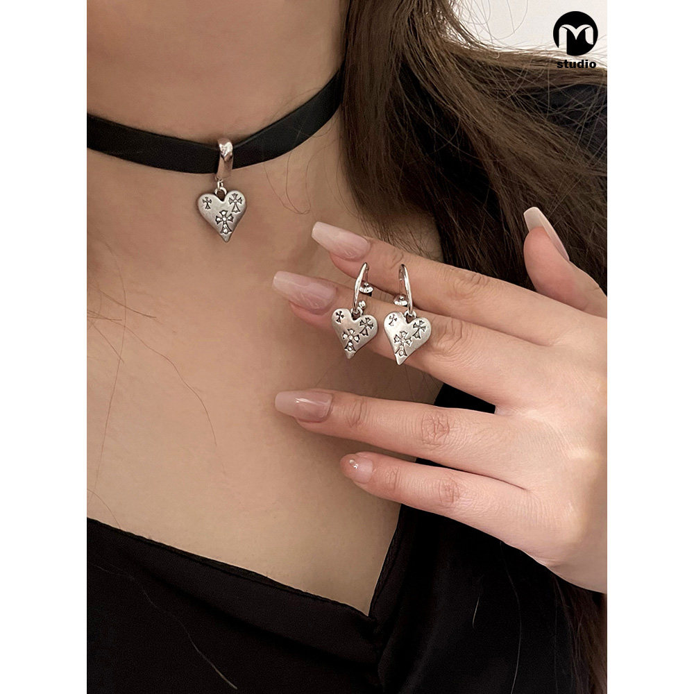 다크 크로스 가죽 로프 초커 목걸이 여성 펑크 매력 복고풍 사랑 펜던트 귀걸이 틈새 액세서리