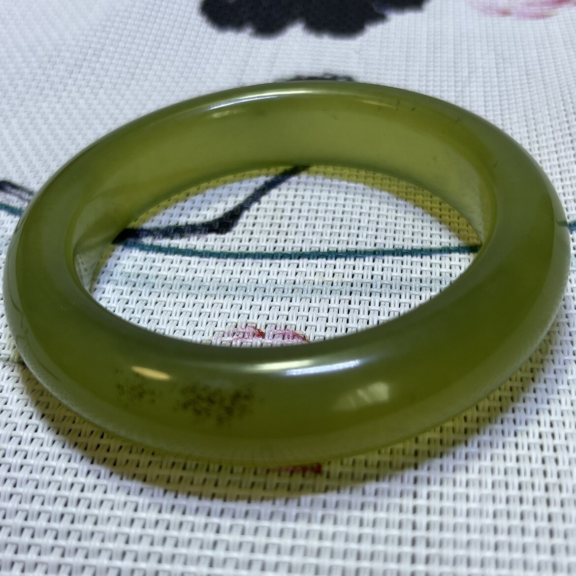 天然岫玉辽阳绿花玉手镯56口径飘草花油质料正品包邮可盘玩