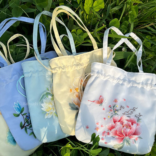 古风儿童包复古斜挎苏绣大容量包