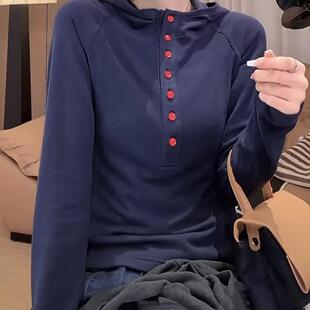 休闲百搭显瘦字母刺绣打底衫 T恤女时尚 连帽排扣长袖 2026春秋新款