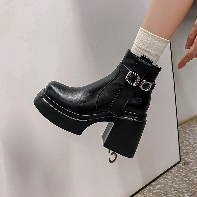 厚底机车靴洋气皮带扣及踝马丁靴