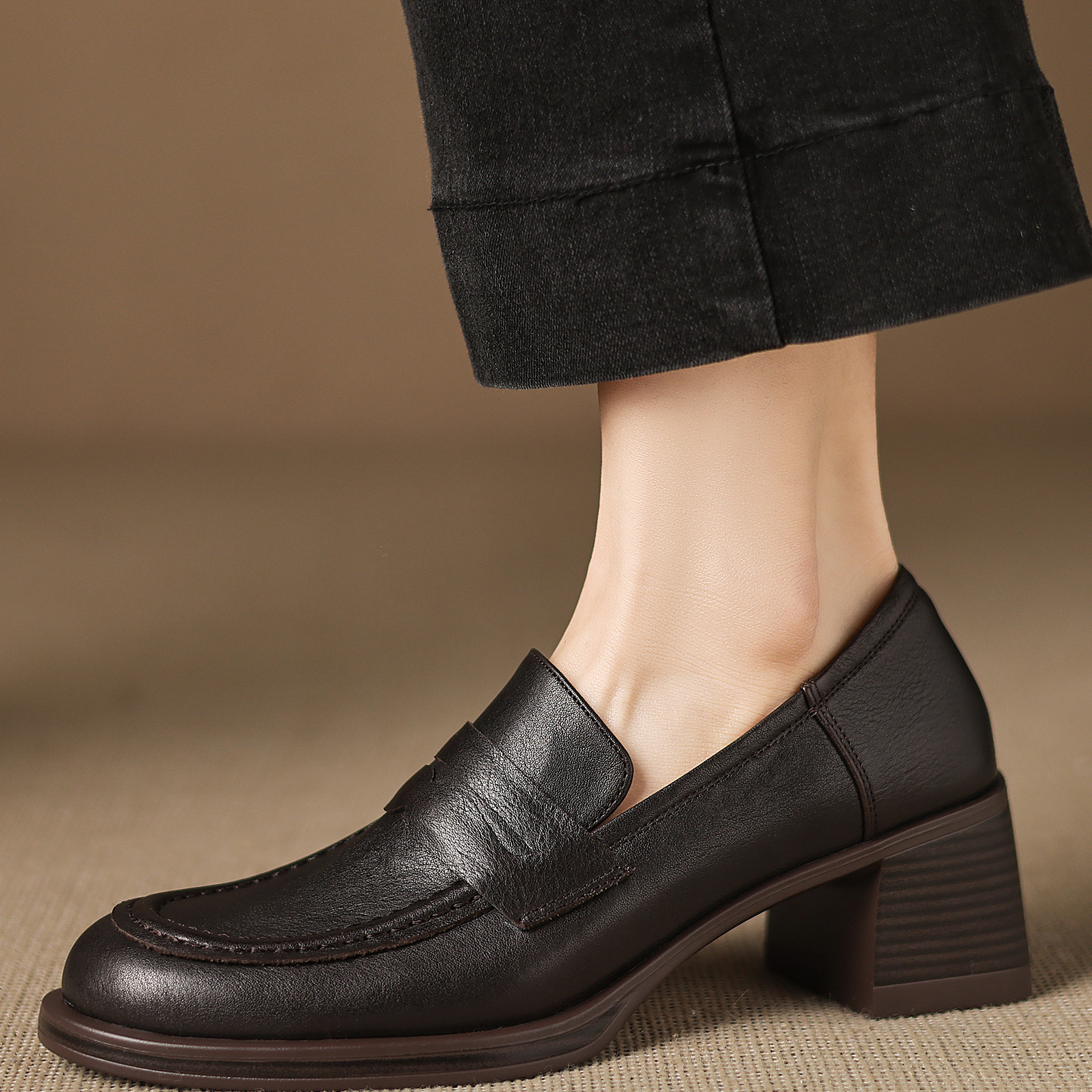 加绒保暖小皮鞋百搭粗跟乐福鞋