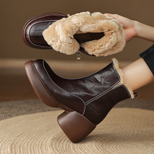 8cm羊皮毛一体雪地靴女2025新款 加绒高跟保暖短靴真皮东北大棉鞋