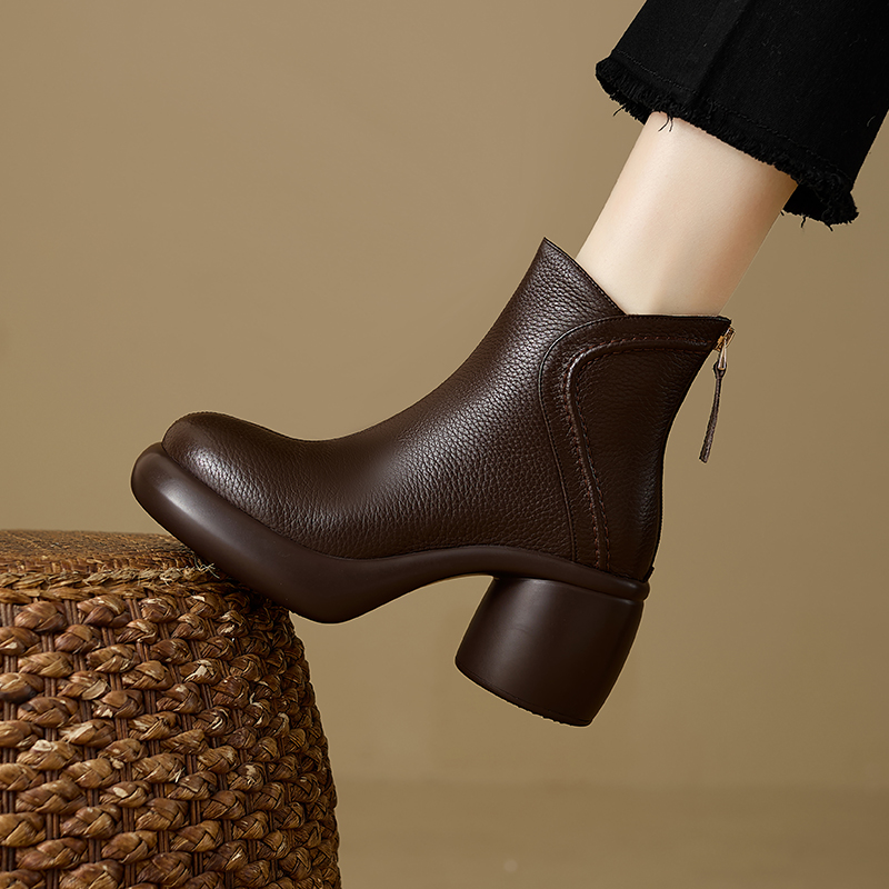 短靴女秋冬粗跟厚底马丁靴百搭